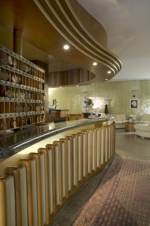 Albergo Milano Boario Terme Eksteriør bilde